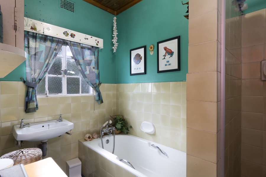 3 Bedroom Property for Sale in Roundhay Western Cape